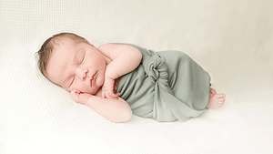 newborn photos haywards heath