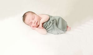 newborn photographer west sussex