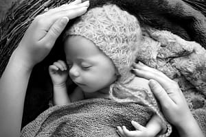 Natural Newborn photos West Sussex